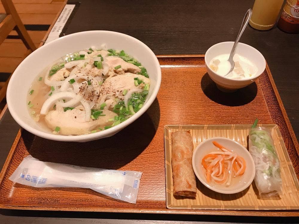 ベトナム料理本場バイキング HOANG THOM 大阪支店