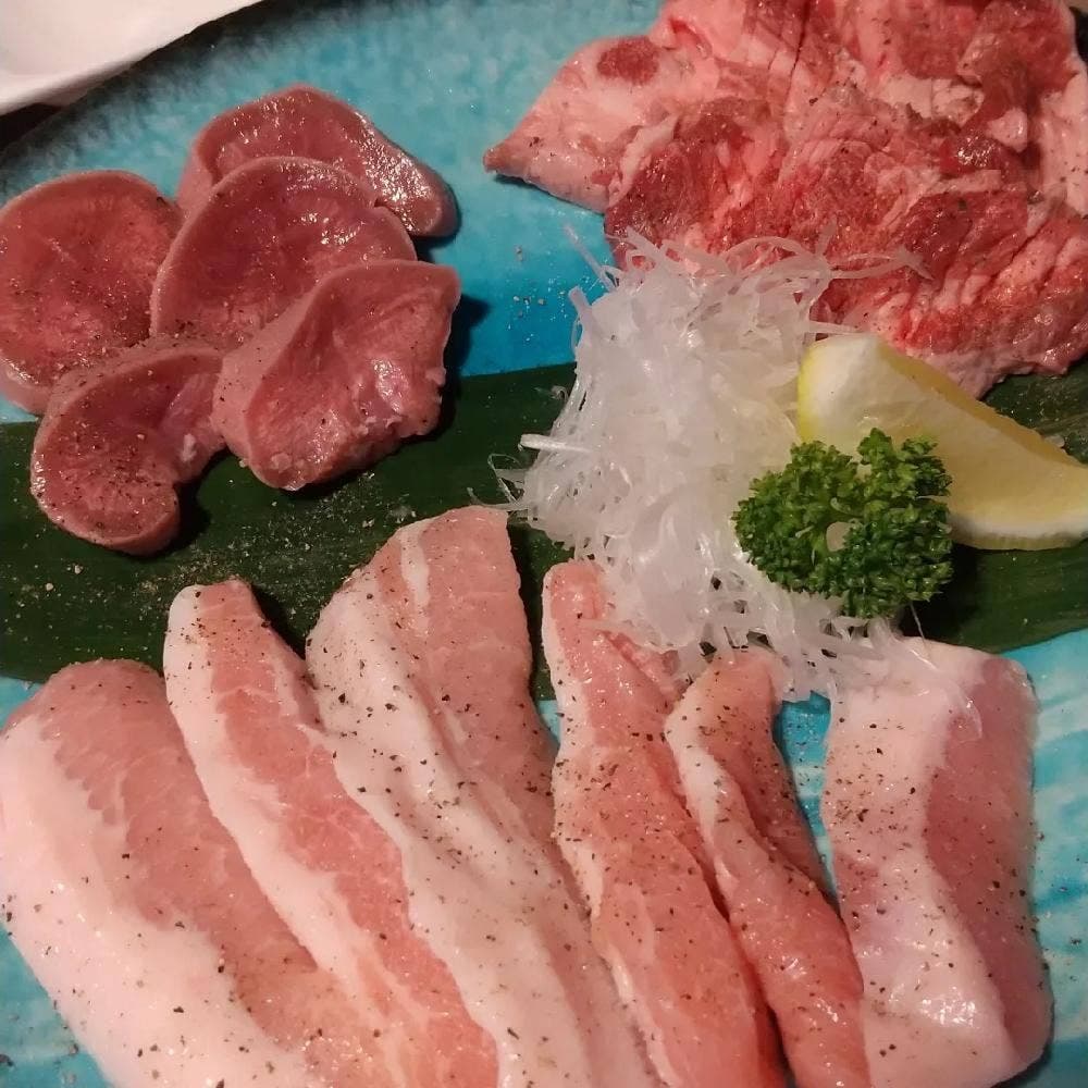 炭火焼肉と海の幸 Blue Dining Chigasaki