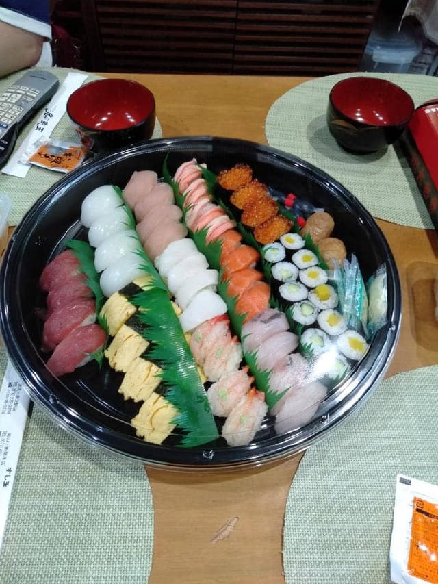 すし玉 ファボーレ店 - サブ画像2