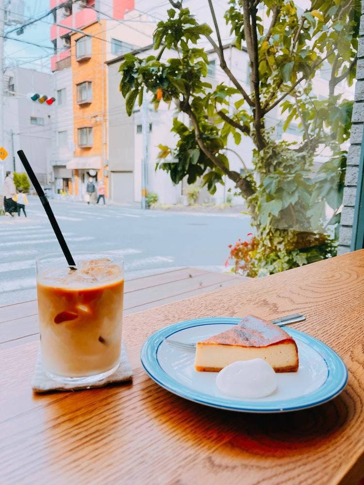 カフェ シヤント