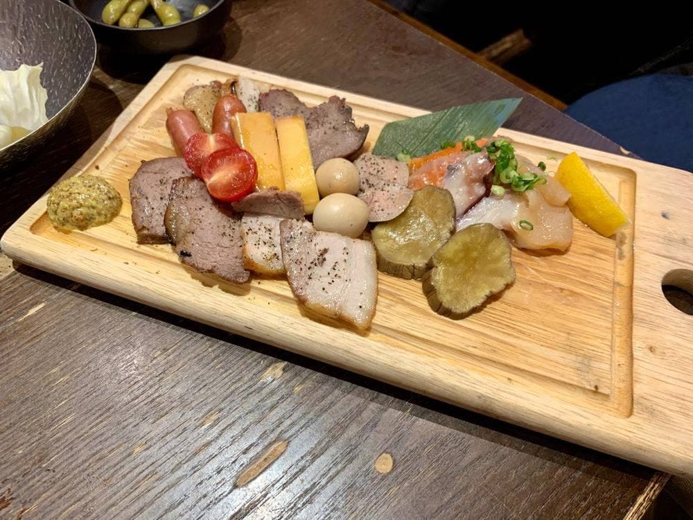 錦糸町 焼き鳥と燻製の居酒屋さん とりとんくん