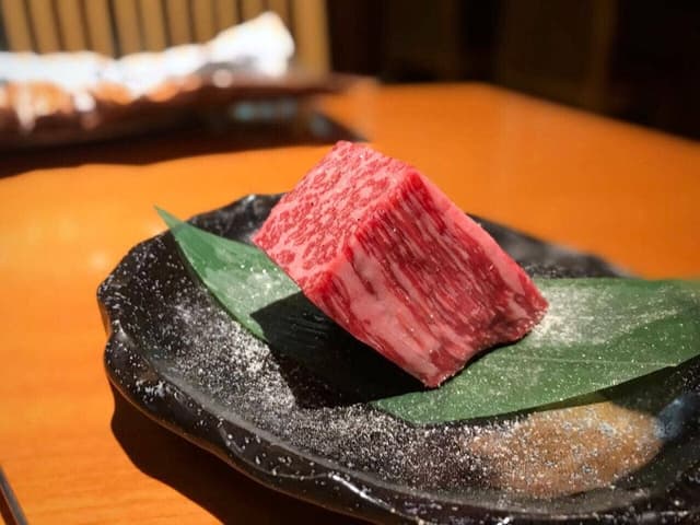 炭火焼肉 梵仁 十三西口店 - サブ画像1