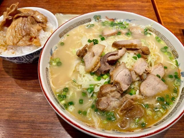ラーメン専門 こむらさき アミュプラザ鹿児島店 - サブ画像3