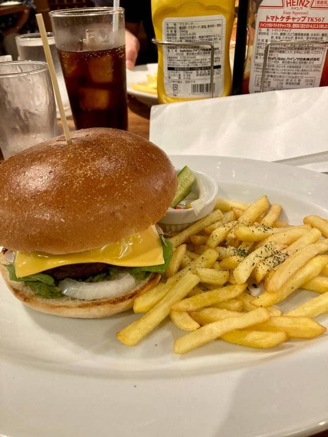 シェーンズバーグ 新百合ヶ丘店 - サブ画像3
