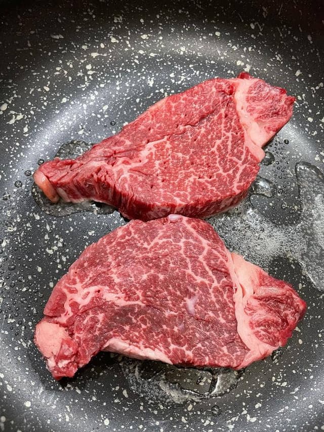 おいしい肉屋さん 白老店 - サブ画像3