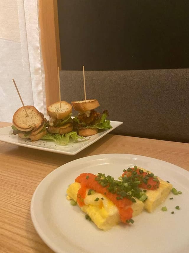 CHEESE＆MEAT 食べ放題 YOKUBALU 姫路駅前店 - サブ画像1