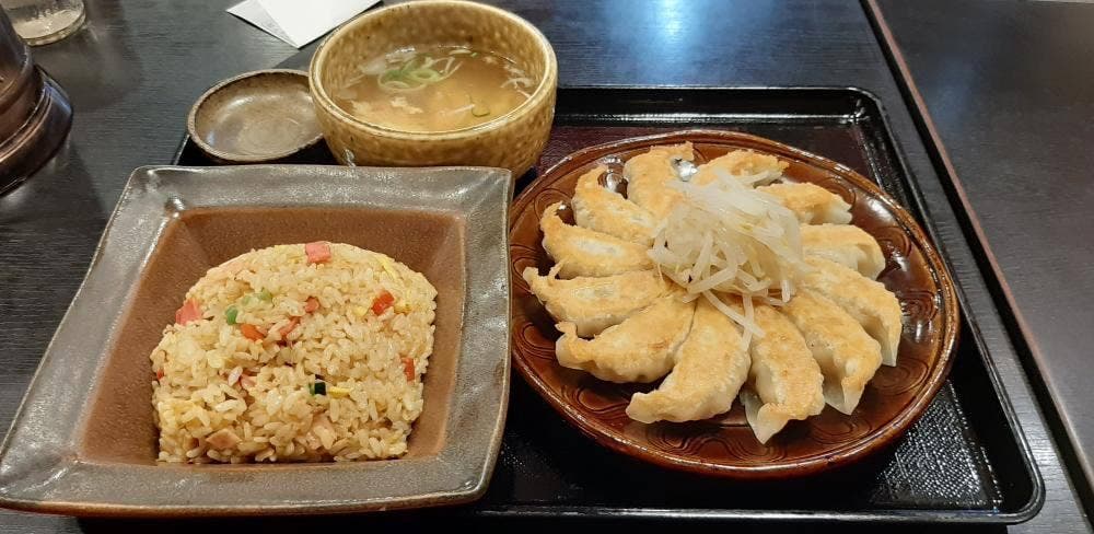 五味八珍 下香貫店