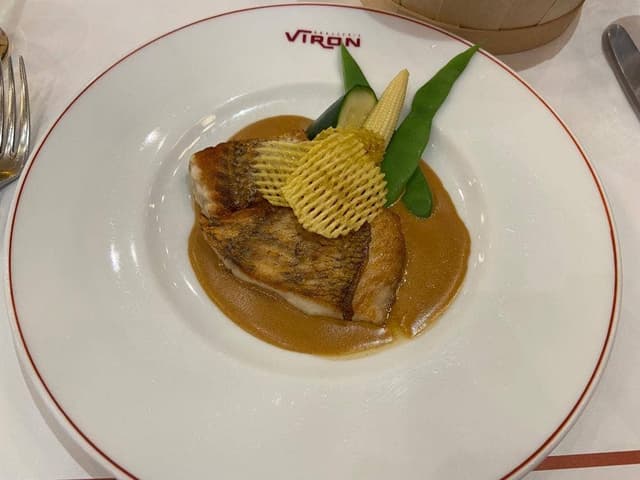 ブラッスリー・ヴィロン 丸の内店 - サブ画像1