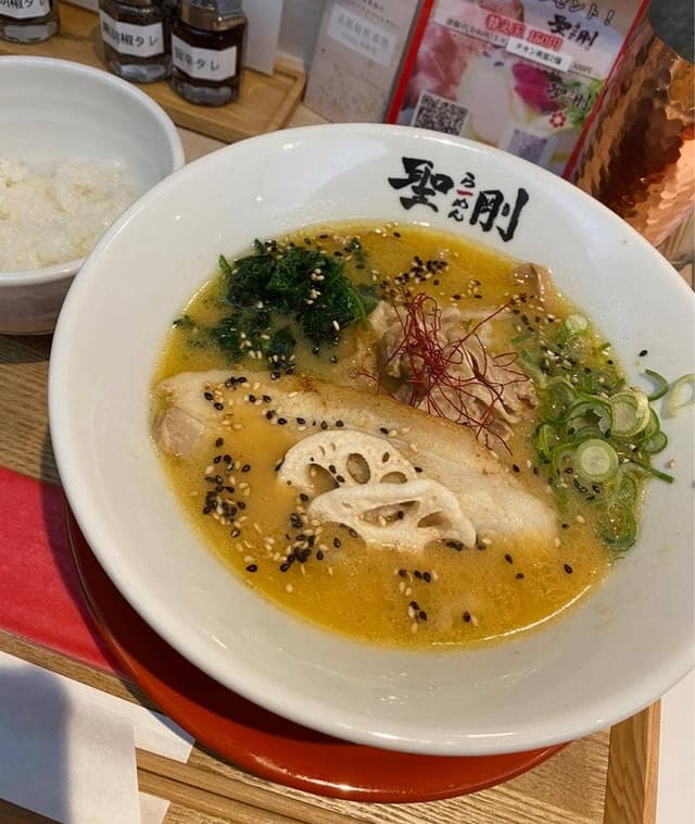 らーめん聖剛 南船場店 - サブ画像2