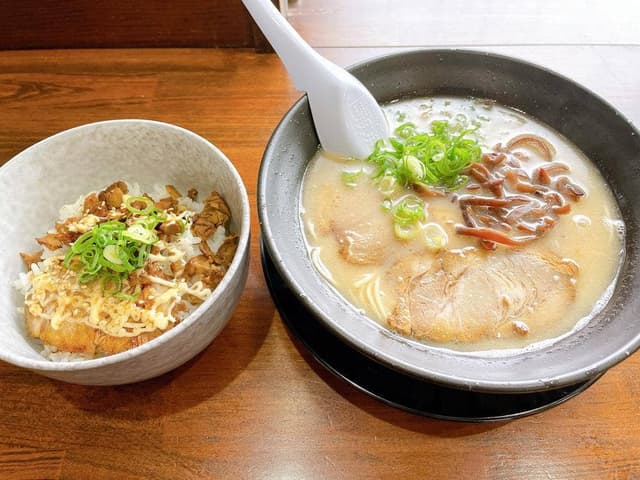 ラーメン食堂 暖や - サブ画像2