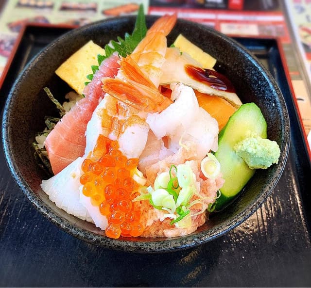 御用寿司 中央店 - サブ画像1