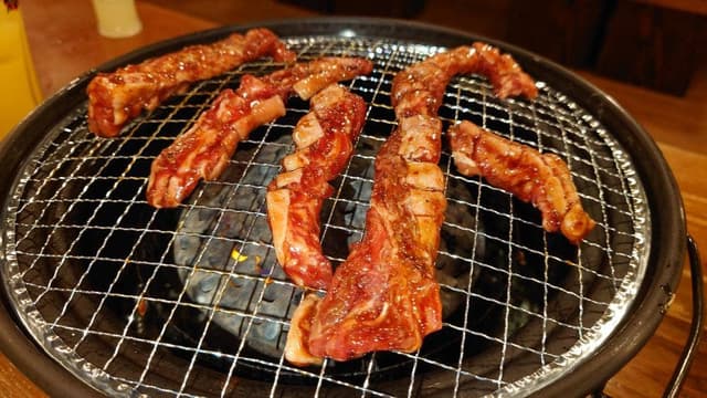 ホルモン焼肉 縁 巣鴨店 - サブ画像1