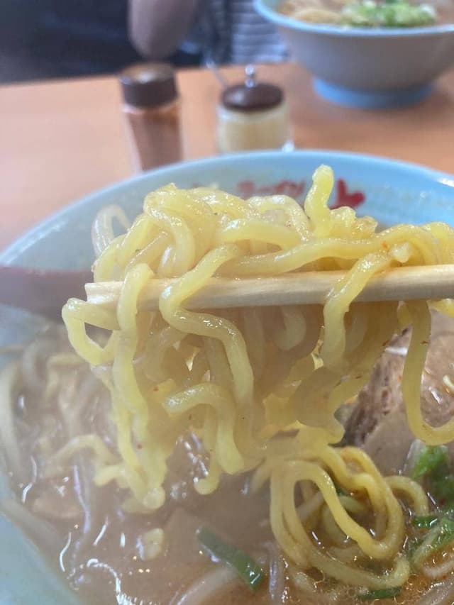 ラーメンさんぱち 苫小牧三光店 - サブ画像2