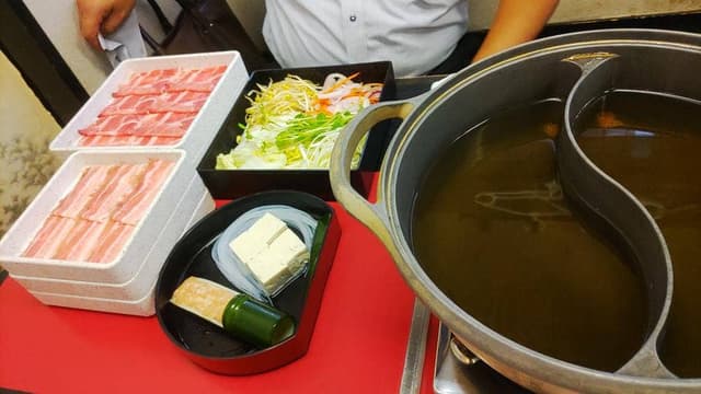 しゃぶしゃぶいちばん 栄店 - サブ画像2