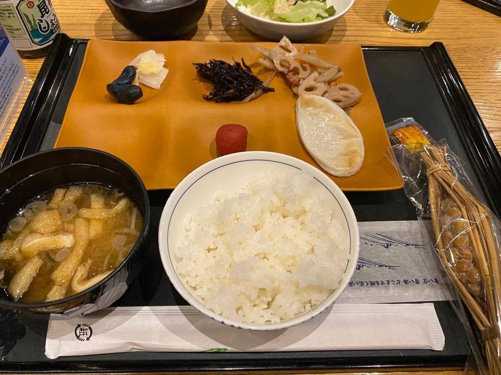 ボンジュールプリュ