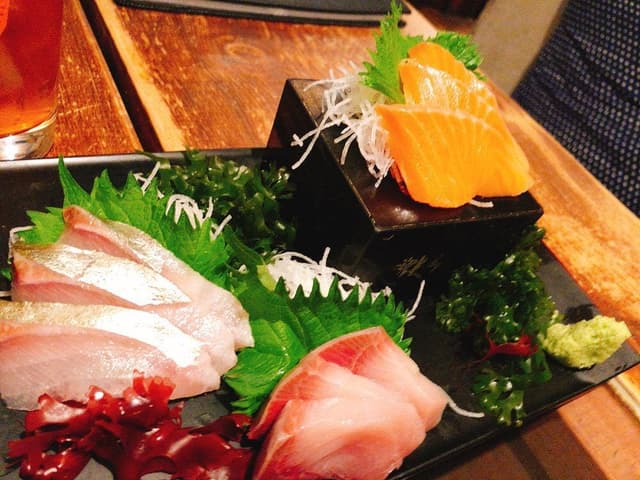 北海道産地直送驚キ海鮮居酒屋 うおっと - サブ画像1