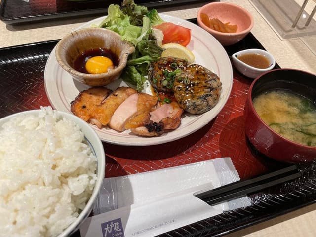 大戸屋ごはん処 池袋東口店 - サブ画像1