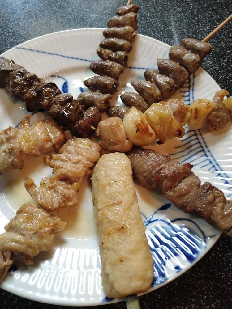 塩がうまい 持ち帰り焼き鳥 とり華