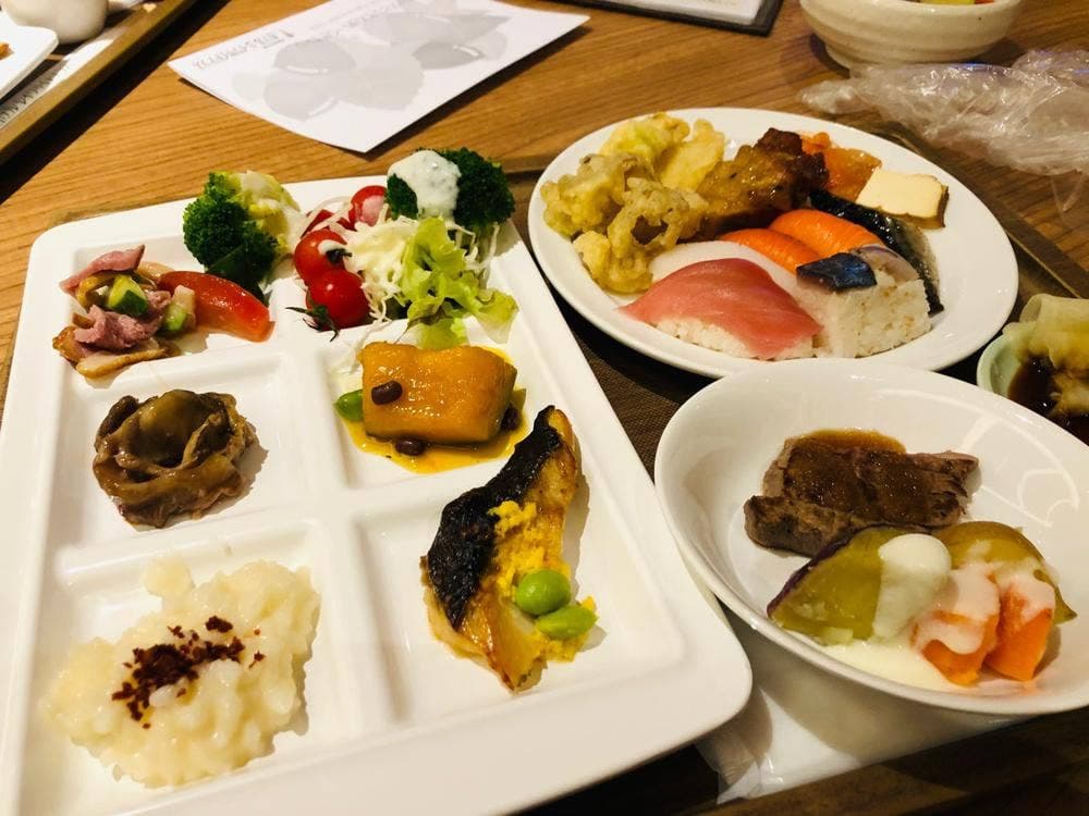 洞爺湖万世閣ホテル レイクサイド ビュッフェレストラン