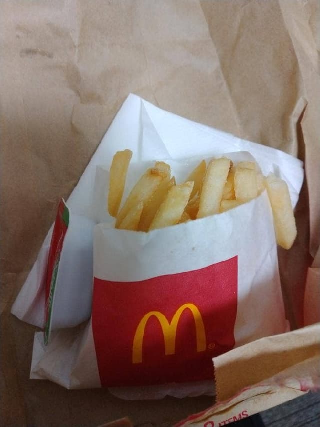 マクドナルド 日暮里駅前店 - サブ画像2