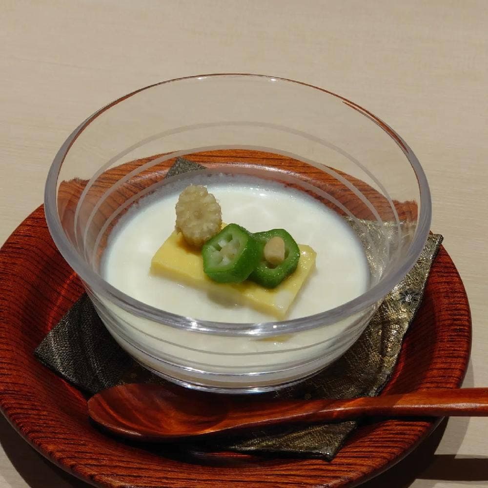 和膳 功 北海道朝市直営店