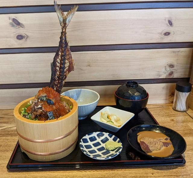 今川商店 三崎本店 - サブ画像1