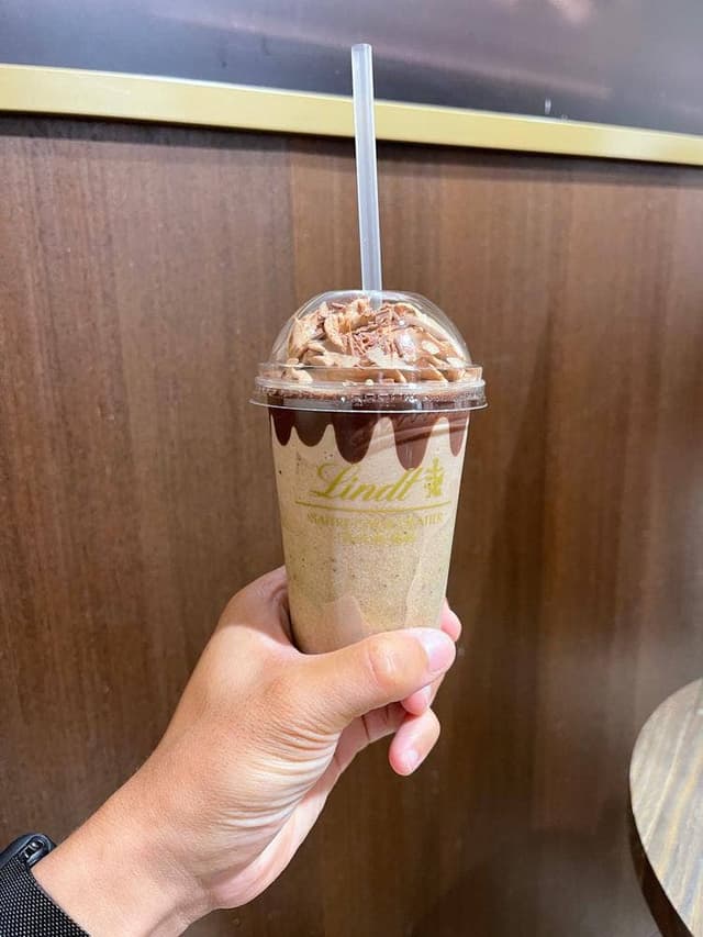 リンツ ショコラ カフェ 金沢百番街 Rinto店 - サブ画像2