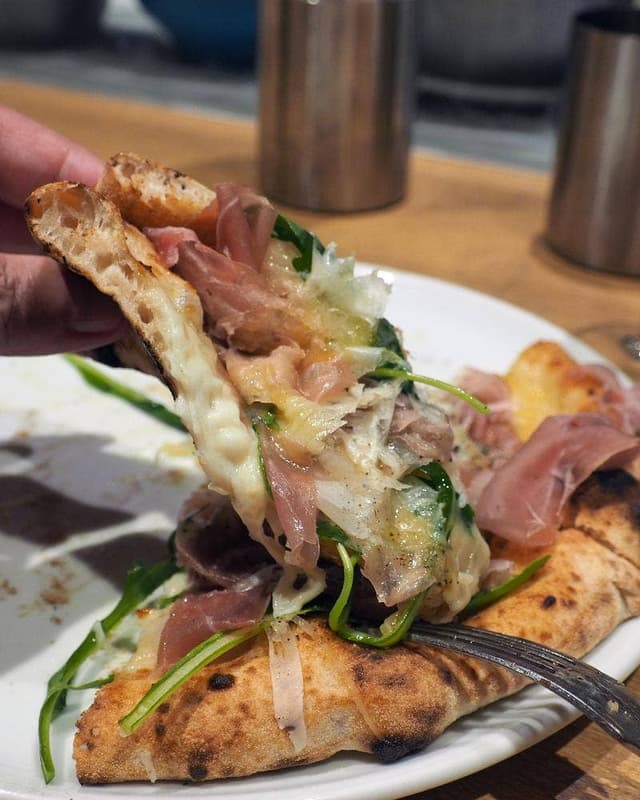 ピッツェリア・ダ・ガエターノ JRJP博多ビル店 - サブ画像3