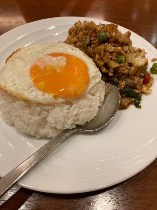 中国料理&タイ料理 チャイハナ 横浜西口店 - サブ画像1