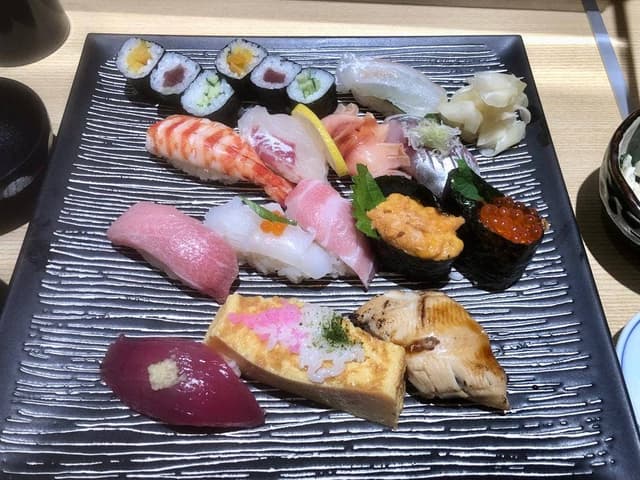 おかめ鮨 - サブ画像1