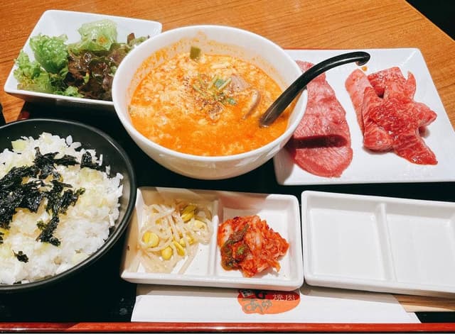 焼肉本舗ぴゅあ 池袋WACCA店 - サブ画像1