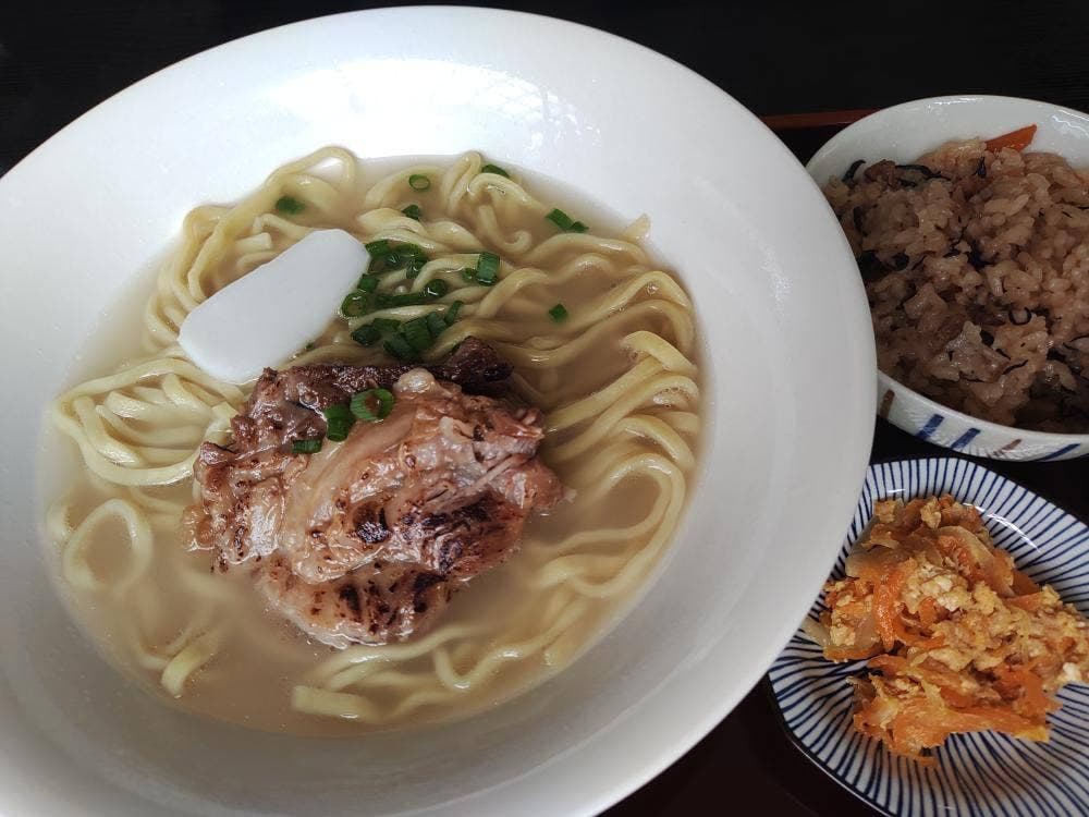 沖縄そば かふーがーでん 紫竹山店