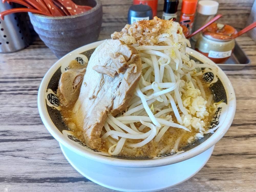 ラーメンまぜそばカミナリ