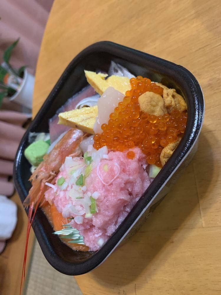 丼丸 幸 Sachi せんげん台店