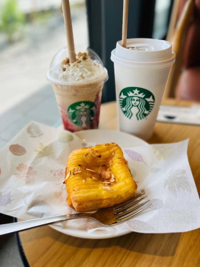 スターバックス コーヒー 八尾青山通り店 - サブ画像1