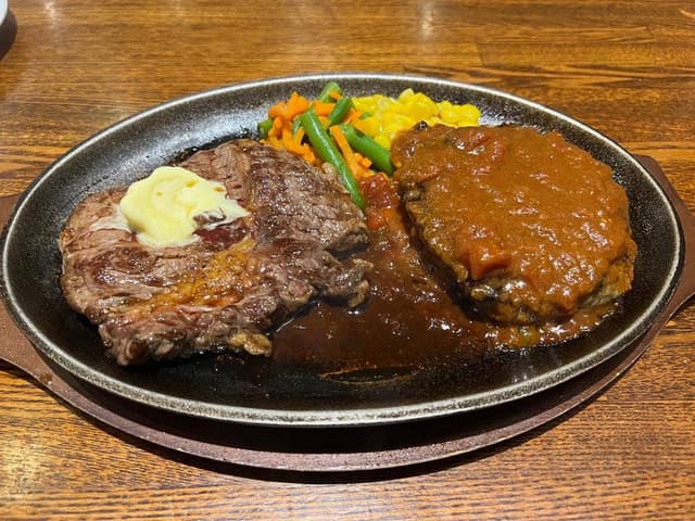 ハンバーグ＆ステーキ 紅矢 港北センター南店 - サブ画像3