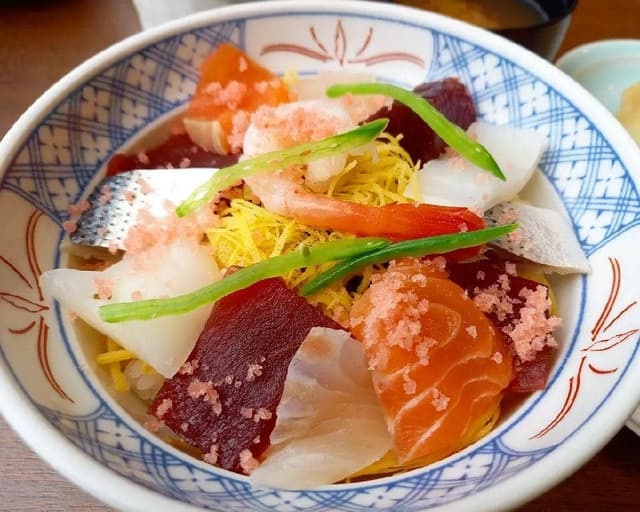 すし鉄 大丸東京店 - サブ画像1