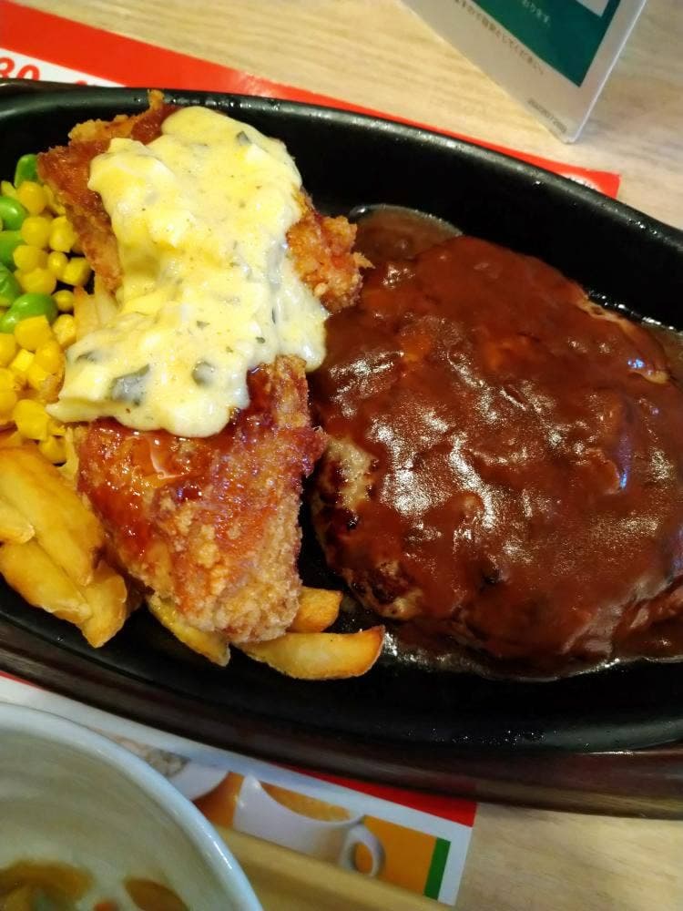 ガスト イオンタウン黒崎店