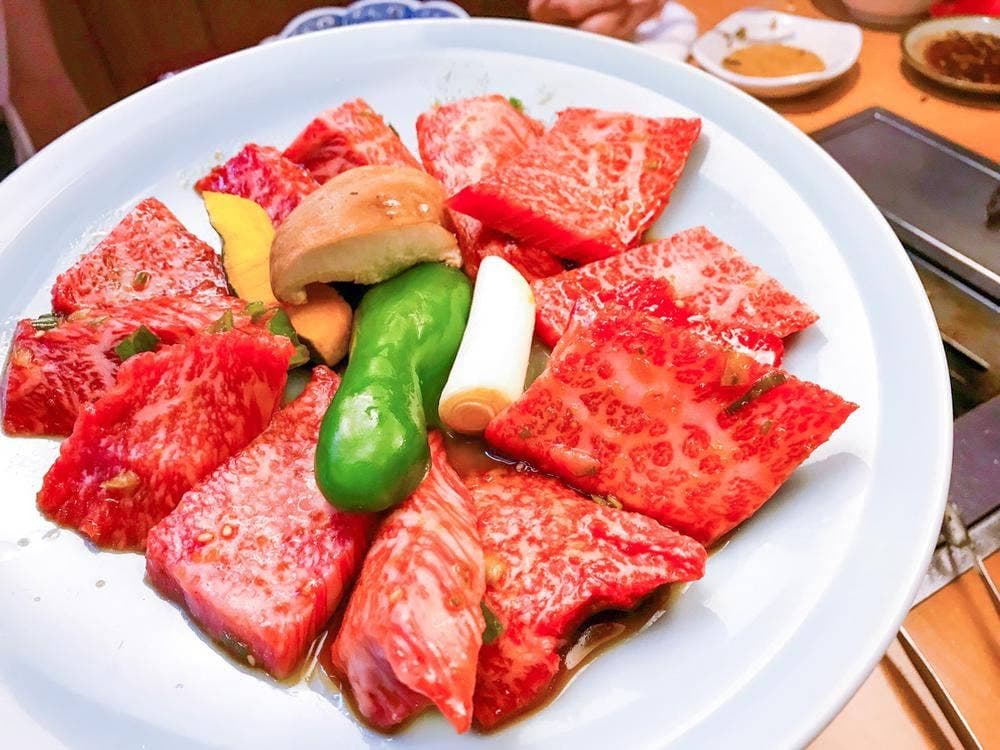 黒べこや 生実店