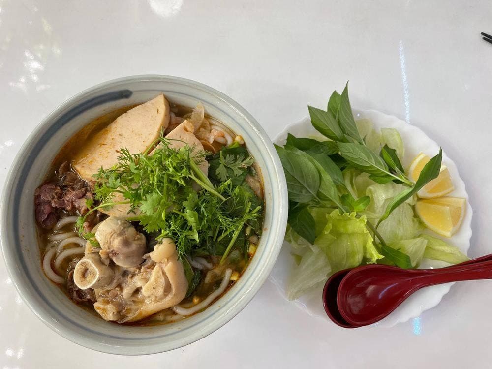 Viet Nhat