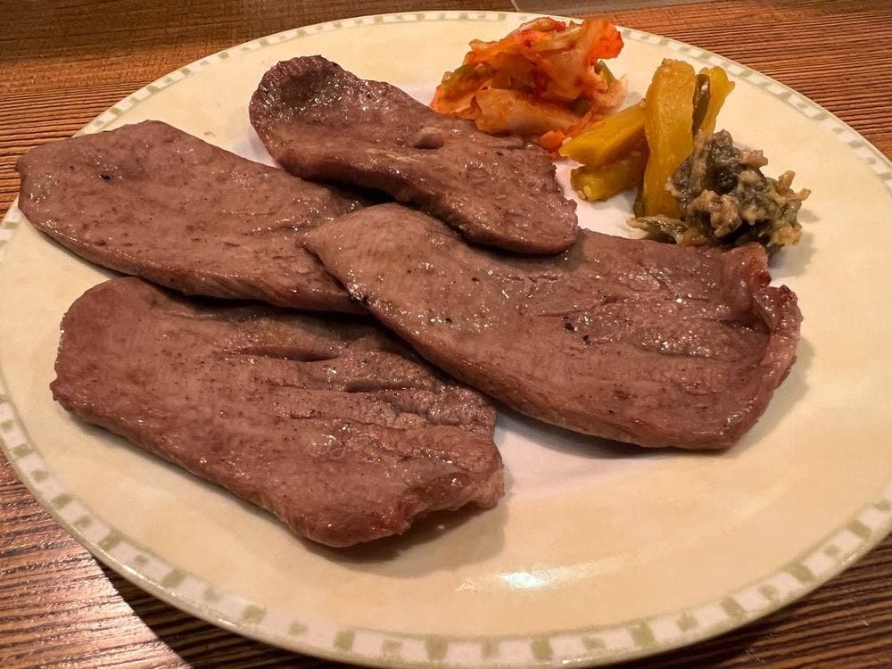 麦めしと牛タンの店 牛助