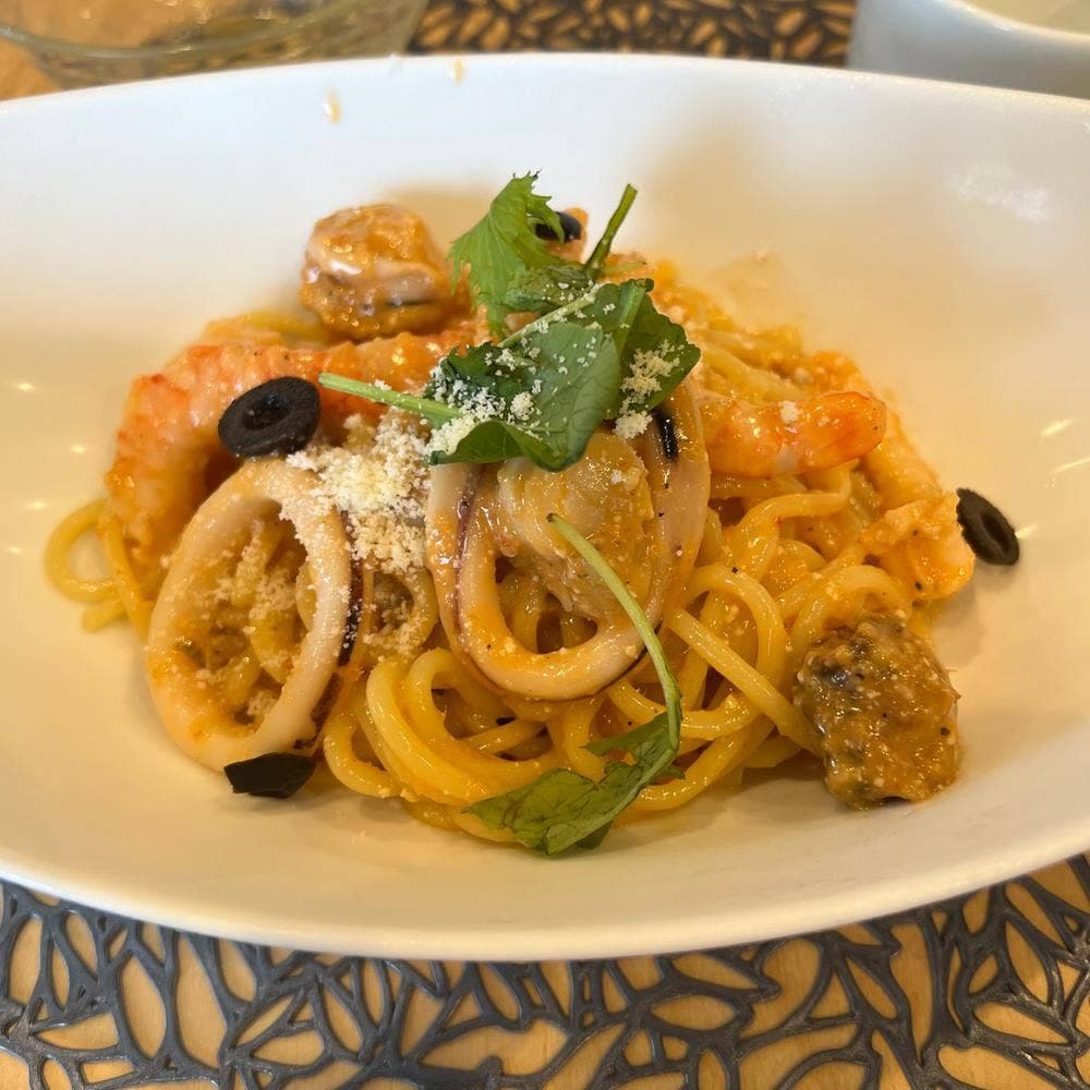 GRILL & DINING 32