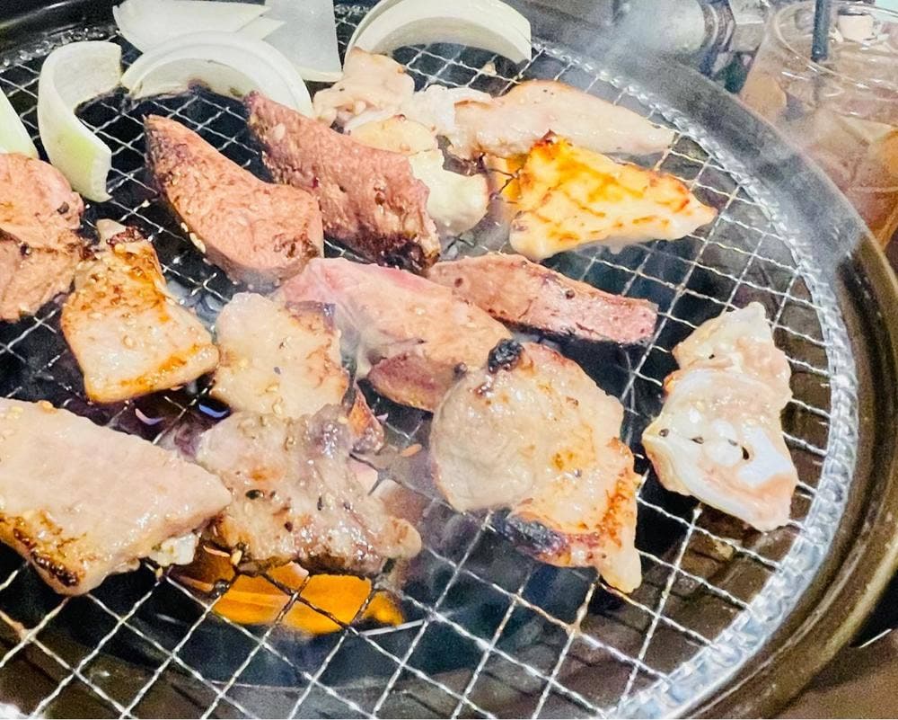 岩見沢精肉卸直営 牛乃家 美原店