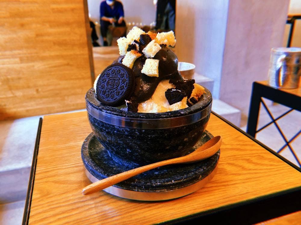 monogram cafe studio
