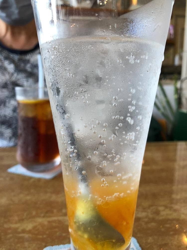 シュベール 成城店