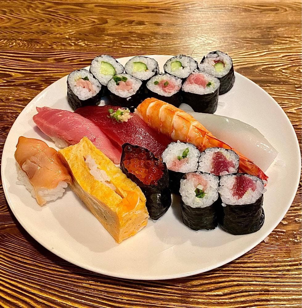 栄鮨