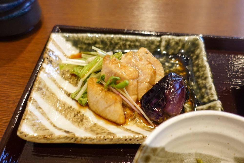 お食事処 さくらの樹