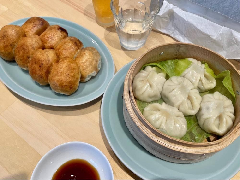 ホワイト餃子 静岡店