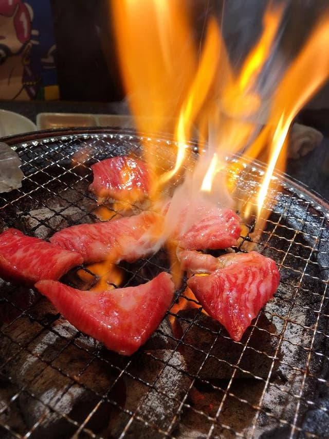炭火やきにく はな - サブ画像1