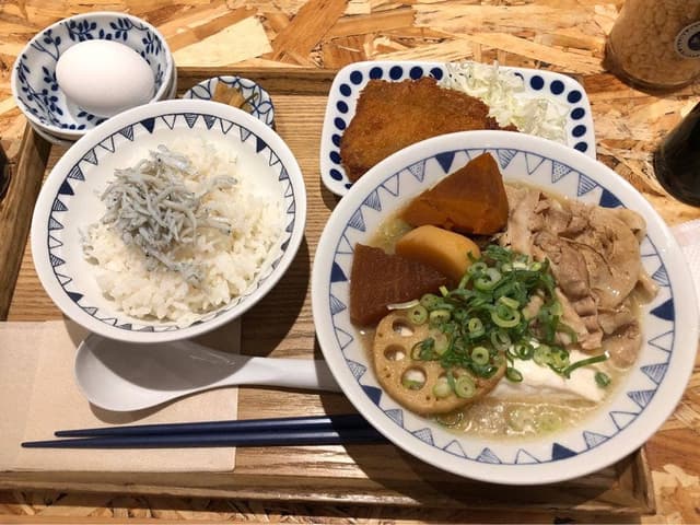 野菜を食べる ごちそうとん汁 ごちとん ホワイティうめだ店 - サブ画像1